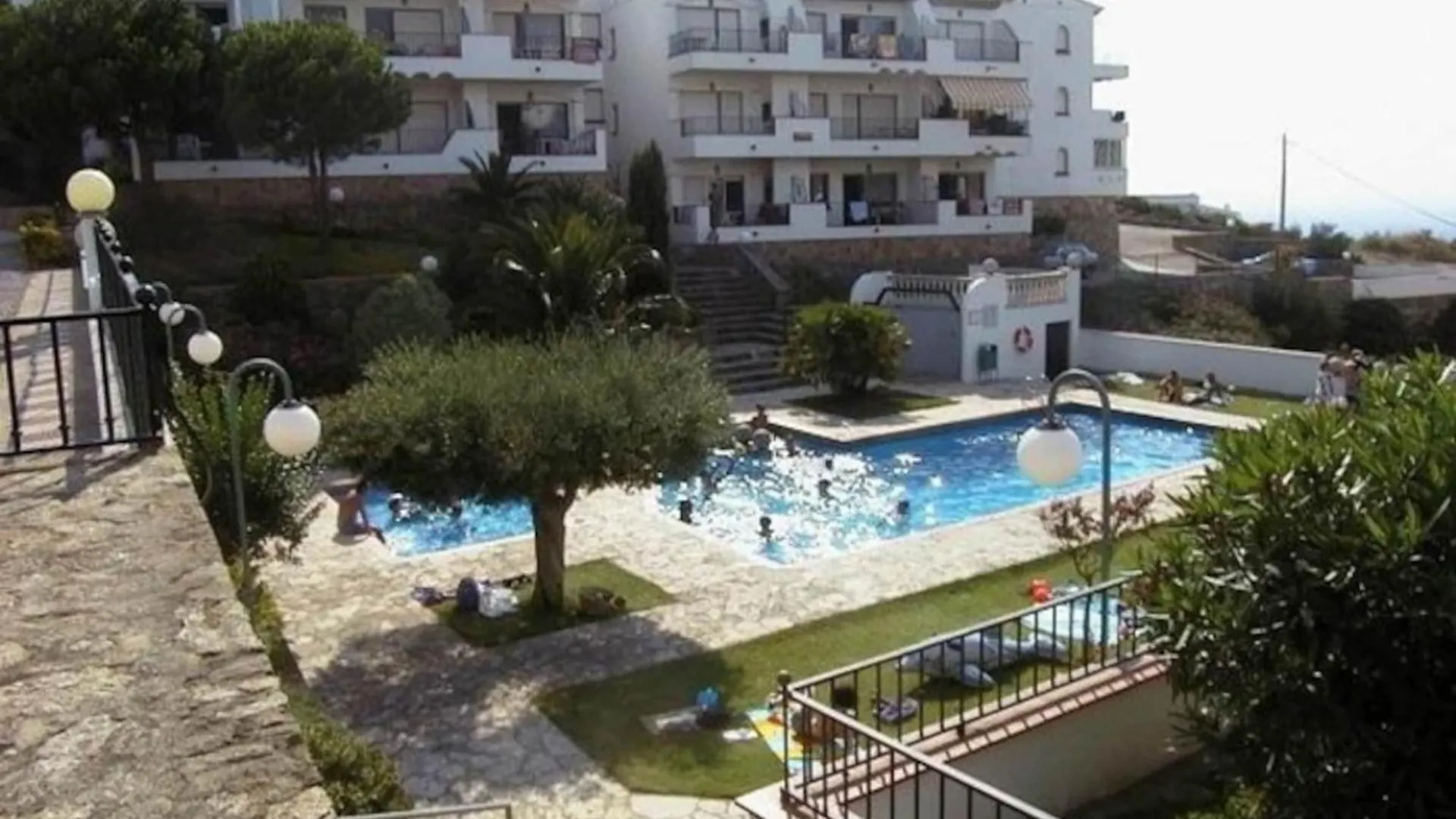 Beautiful Apartment With View Roses
