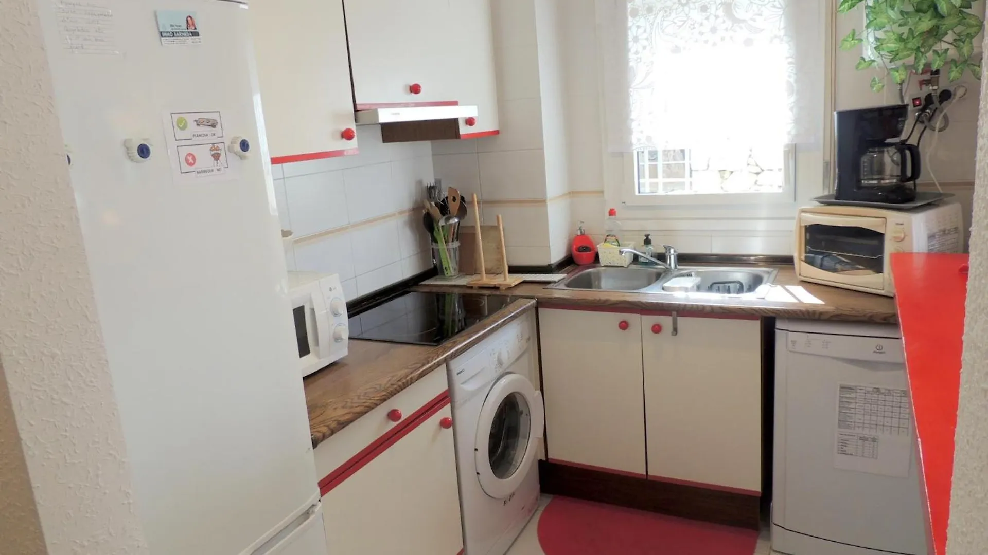 Beautiful Apartment With View Roses 0*,  Spain