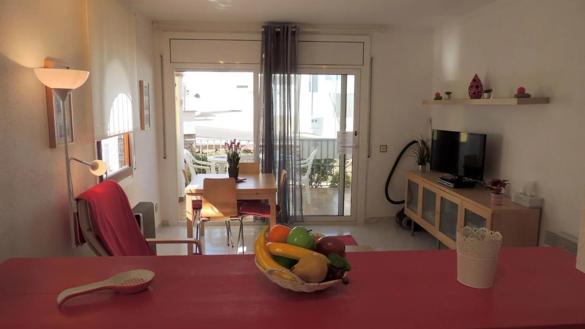 Beautiful Apartment With View Roses